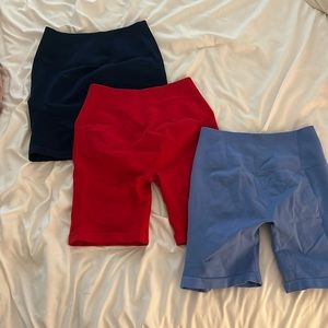 AUROLA SEAMLESS SHORTS (ALPHALETE DUPE)